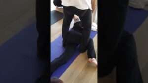 yoga duncan wong adjustments workshop massage #yogaasana #yogasuit #yogapostures #yogapose